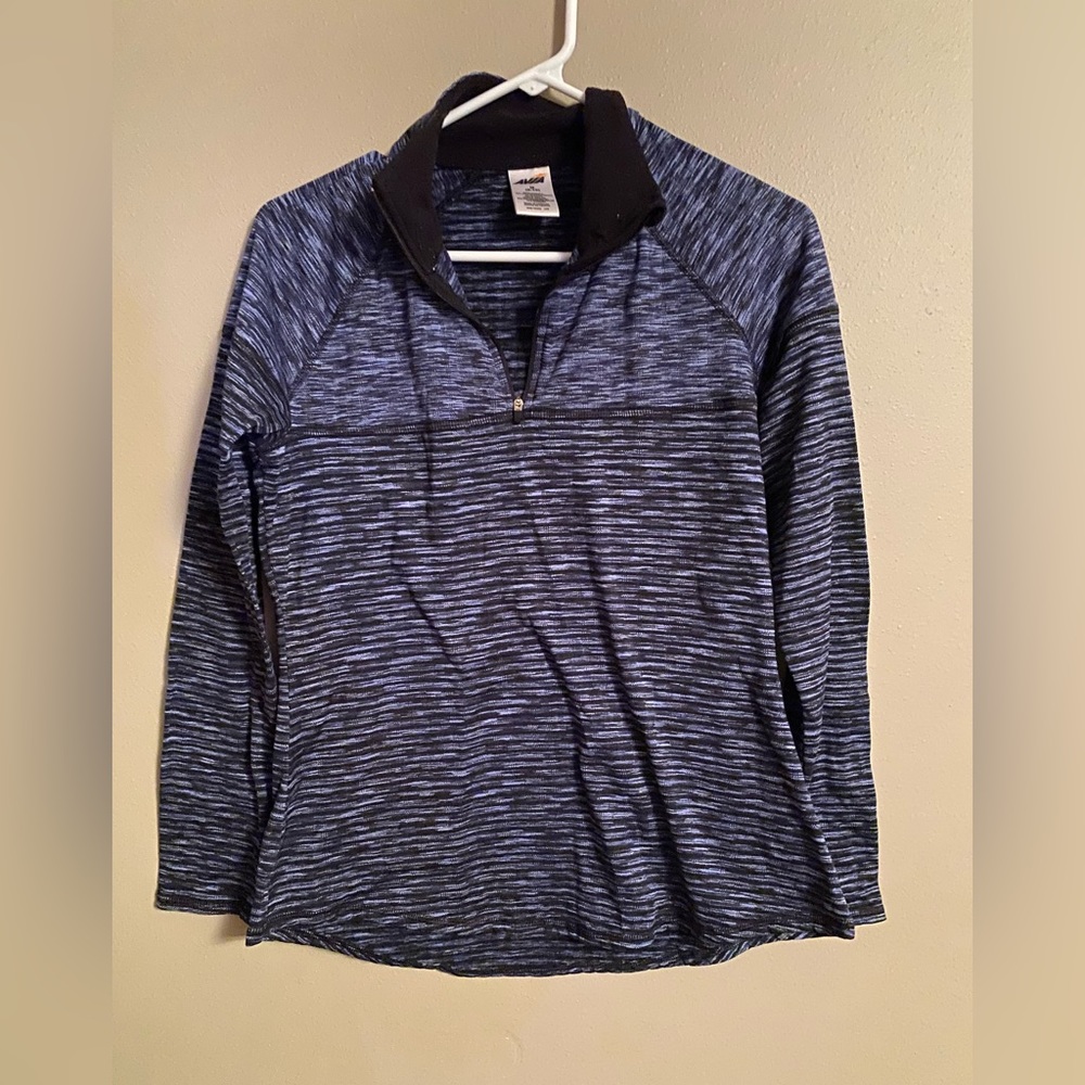 1/4 zip. Navy and light blue